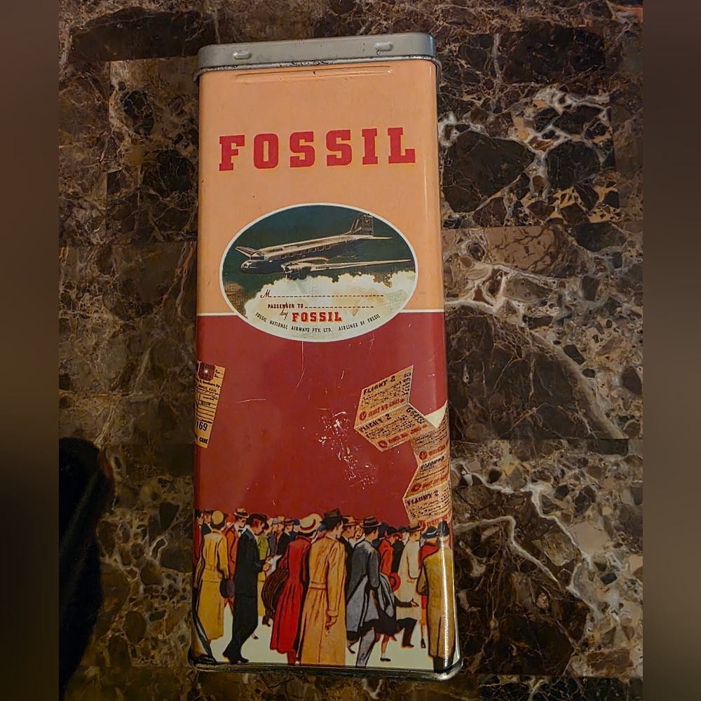 Fossil Vintage Tin Box